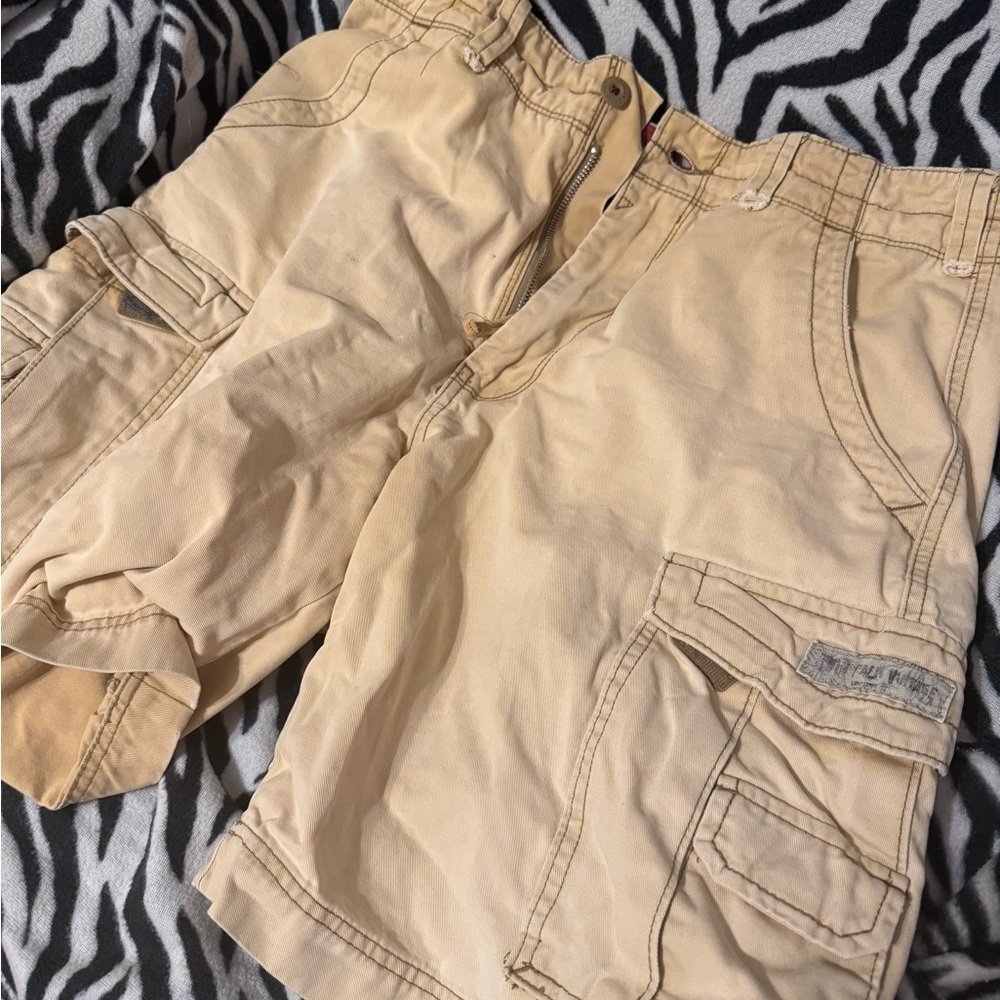 UNIONBAY Tan Cargo Shorts Durable Cotton Twill